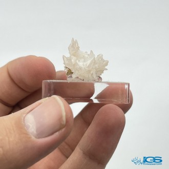 سنگ سروزیت Cerussite سرب سفید