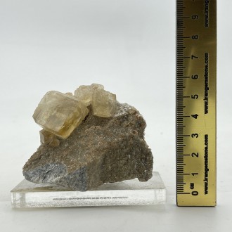 سنگ فلوریت زرد بلور کلکسیونی yellow fluorite