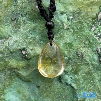 گردنبند سنگ روتیل طلایی با بند بافت مکرومه فری سایز کوارتز روتایل rutile quartz