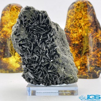سنگ اپیدت Epidote اپیدوت تفرش مشکی