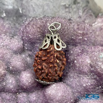 گردنبند رودراشکا rudraksha