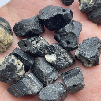 گردنبند سنگ تورمالین سیاه راف Tourmaline بدون زنجیر و بند