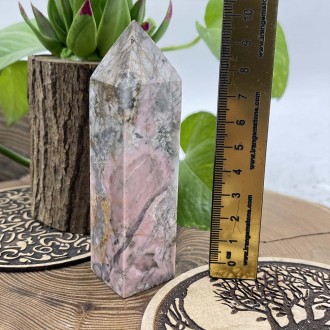 سنگ منشور رودونیت Rhodonite