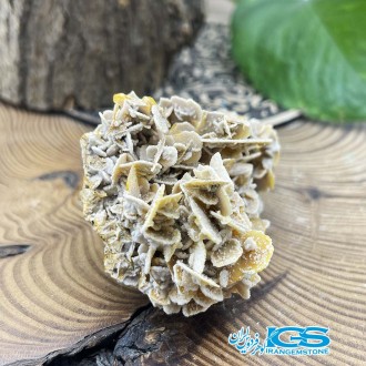 سنگ ولفونیت نارنجی کمیاب ترین سنگ کلکسیونی Wulfenite