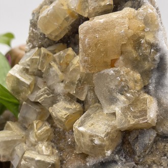 سنگ فلوریت زرد بلور کلکسیونی fluorite
