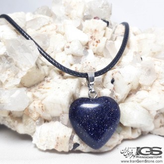 آویز طرح قلب سنگ دلربا سرمه ایی (گلدستون)