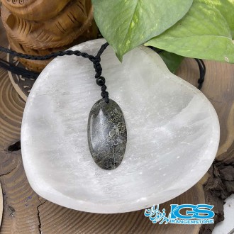 گردنبند سنگ خورشید سان استون یا بندمکرومه  sunstone