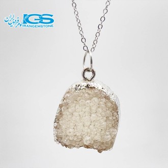 گردنبند سنگ کریستال کوارتز Crystal Quartz درنجف طبیعی