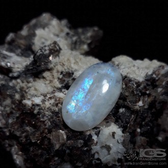 نگین طبیعی مون استون ( حجرالقمر یا سنگ ماه ) Moonstone