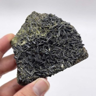 سنگ کلکسیونی اپیدوت