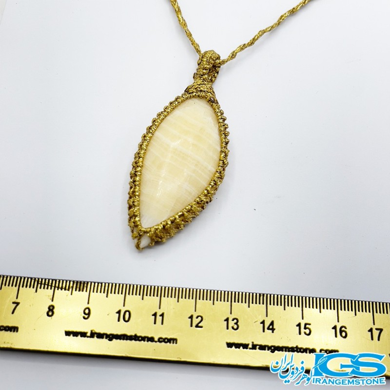گردنبند سنگ کلسیت طلایی  مکرومه بافی