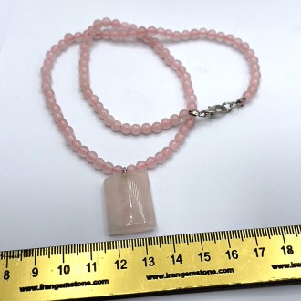 گردنبند سنگ رزکوارتز اویز مستطیلی