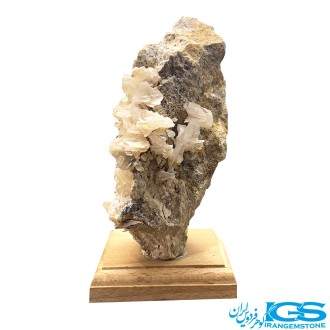 سنگ کریستال سروزیت  راف  هم رشدی ولفونیت پاکساز قوی انرژی