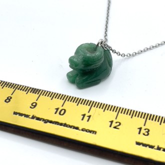 گردنبند یشم سبز تراش گاو نماد سال تولد بدون زنجیر