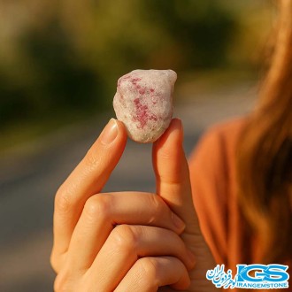 سنگ یاقوت سرخ راف