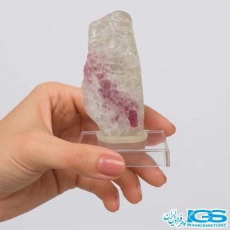 سنگ یاقوت سرخ راف