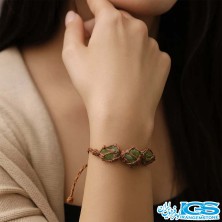 دستبند دستساز زبرجد مکرومه قابل تنظیم بر روی دست