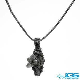گردنبند تورمالین سیاه مکرومه بافی
