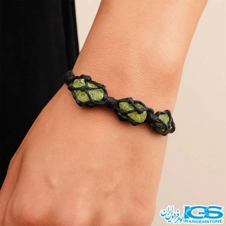 دستبند زبرجد مکرومه‌بافی | انرژی سبزِ شادی و آرامش
