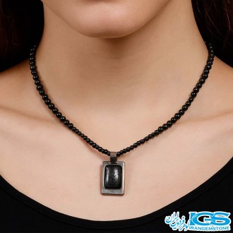 گردنبند سنگ اونیکس وگارنت با خواص درمانی