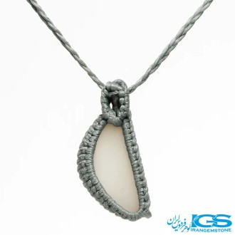 گردنبند سنگ عقیق طبیعی مکرومه بافی | آرامش، رشد و انرژی مثبت