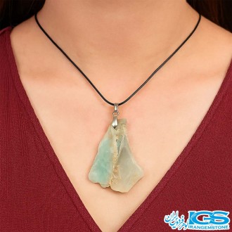 گردنبند سنگ فلوریت با بند