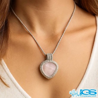 گردنبند رزکوارتز قلب مکرومه بافی