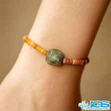 دستبند اوپال طلایی با سنگ پرهنیت غلاب استیل