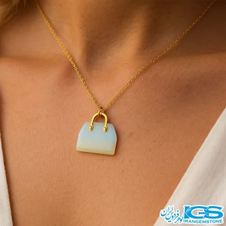 گردنبند اوپالین سفید طرح کیف با زنجیر استیل