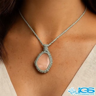 گردنبند رزکوارتز مکرومه بافی