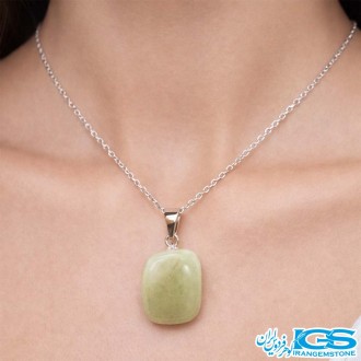 گردنبند سنگ آونتورین سبز با زنجیر استیل