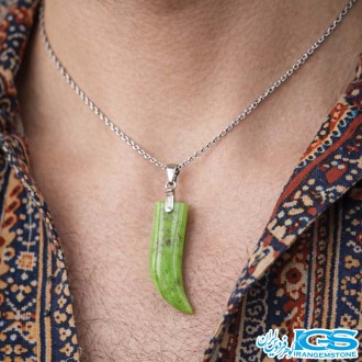 گردنبند یشم خونی بدون زنجیر