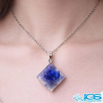 گردنبند سنگ آمیتیست طرح هرم | نماد آرامش و محافظت