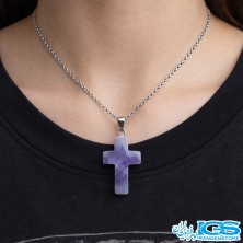 گردنبند سنگ آمیتیست طرح صلیب – نماد آرامش و محافظت
