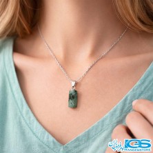 گردنبند سنگ زمرد هند با زنجیر استیل