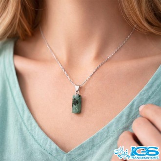گردنبند سنگ زمرد هند با زنجیر استیل