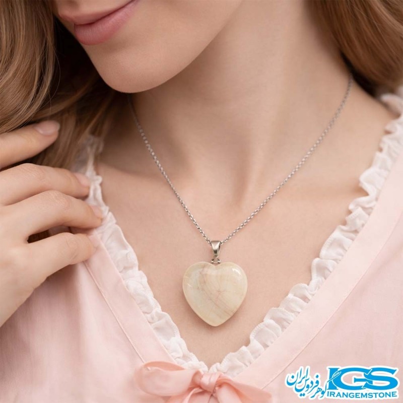 گردنبند عقیق سفید قلبی (بازنجیر استیل)