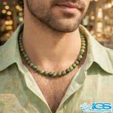 گردنبند سنگ یشم سبز طبیعی با رنگ سبز یشمی و طراحی مناسب آقایان و خانم‌ها