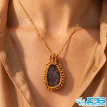 گردنبند گارنت مکرومه‌بافی | انرژی عشق، قدرت و پایداری