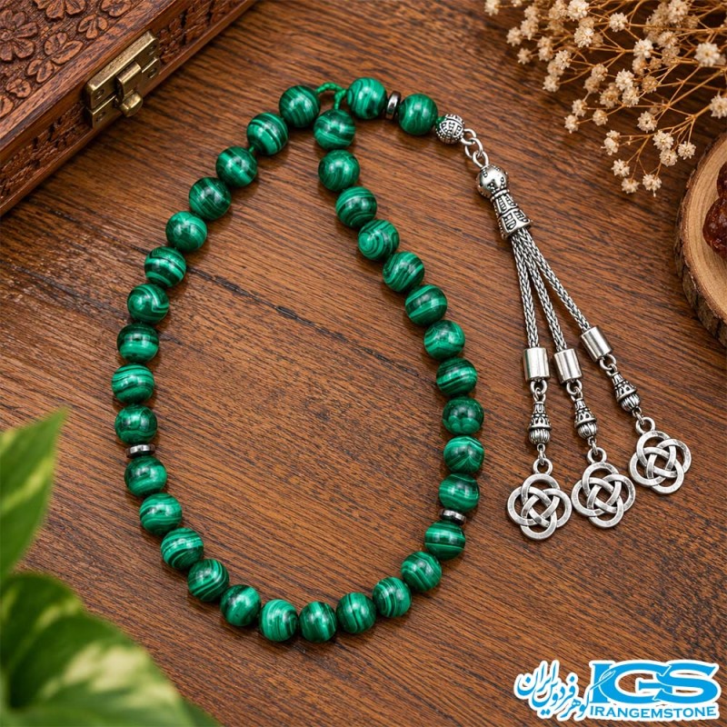 تسبیح سنگ مالاکیت سبز با نقش‌های نواری طبیعی و ۳۳ مهره