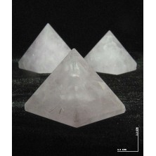 هرم رز کوارتز