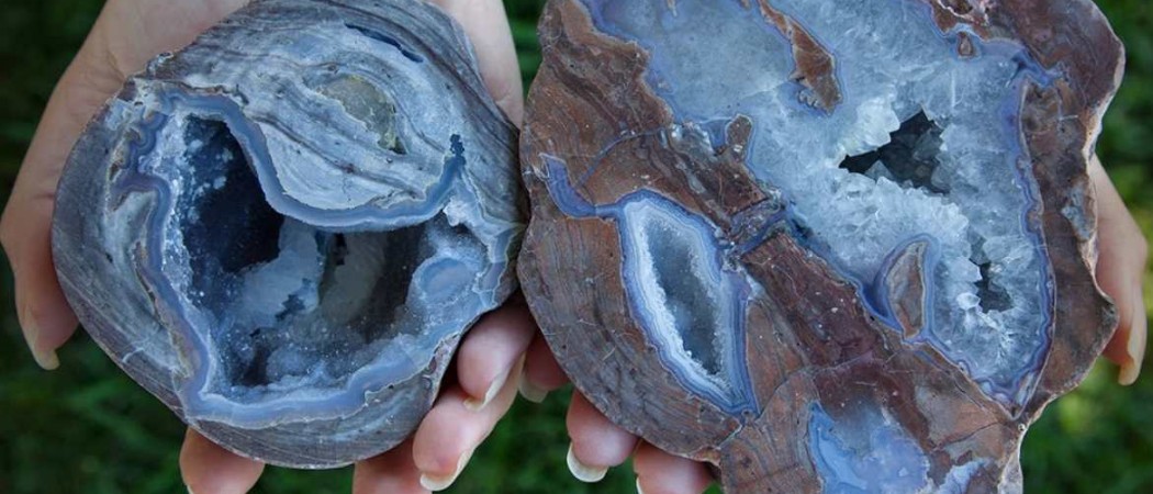 خواص سنگ کالسدونی آبی یا عقیق آبی Blue Chalcedony