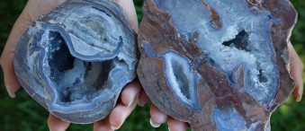 خواص سنگ کالسدونی آبی یا عقیق آبی Blue Chalcedony