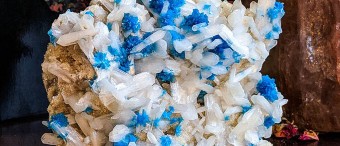 خواص سنگ کاوانسایت Cavansite