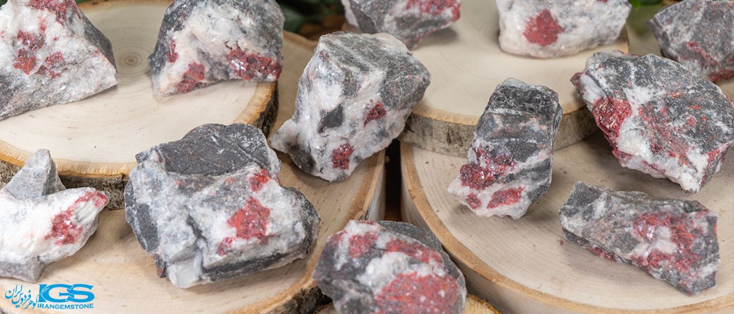 خواص سنگ سینابار Cinnabar