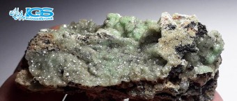 خواص سنگ آدامیت Adamite
